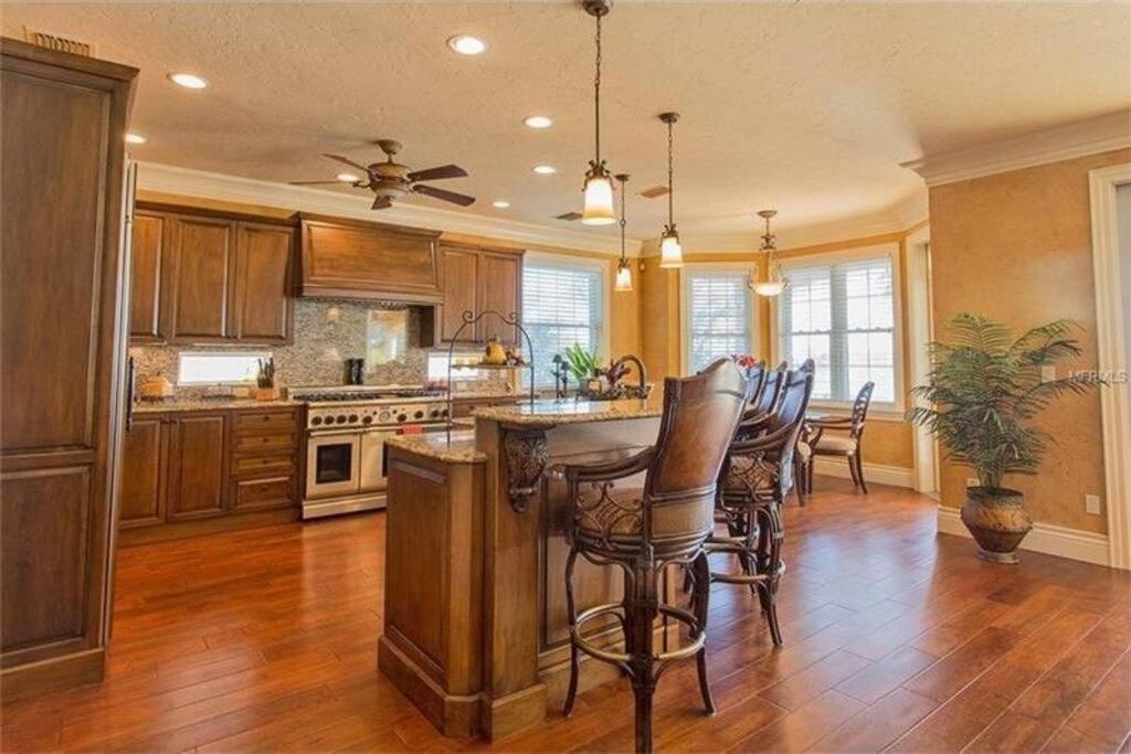 Large Mediterranean Oasis - Water Views & Pool Clearwater Beach Εξωτερικό φωτογραφία
